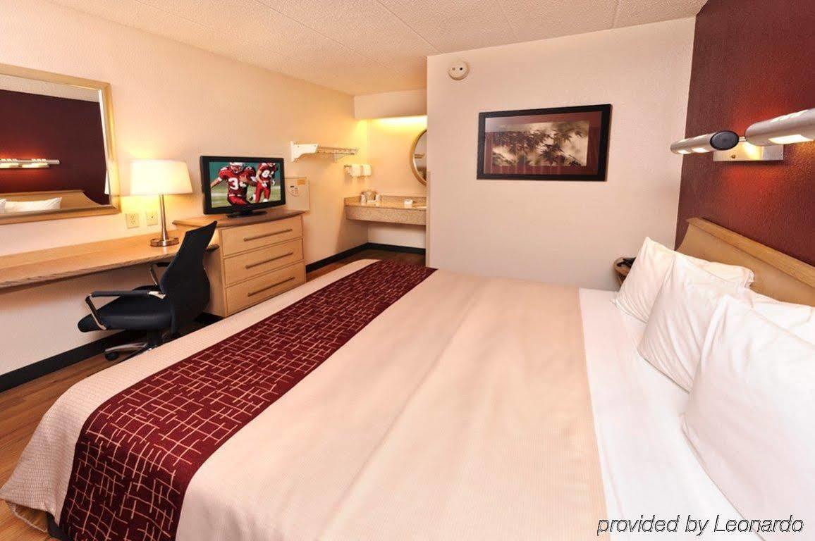 Red Roof Inn Tampa Fairgrounds - Casino Mango Eksteriør billede